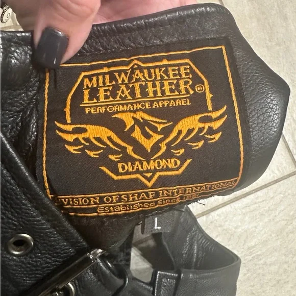 Black Leather Chaps with Embroidered Design - Picture 3 of 3